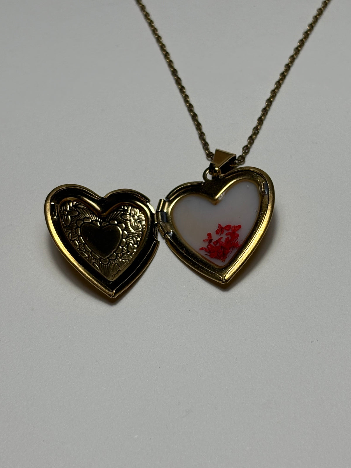 Gold secret